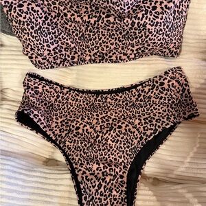 SHEIN Pink Leopard Print Bikini